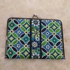 Vera Bradley Daisy Daisy Photo Album Wallet